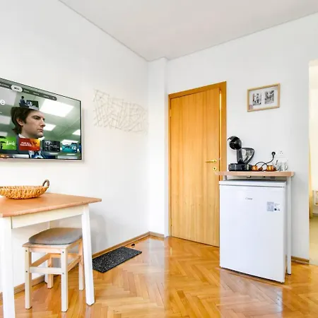 Duplex Wi-fi, Kitchen, Netflix, Heating Lägenhet