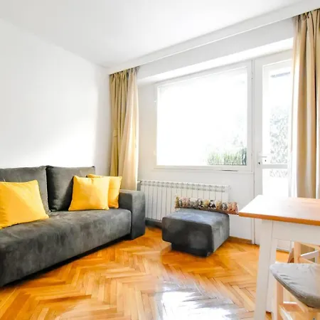 Lägenhet Duplex Wi-fi, Kitchen, Netflix, Heating *